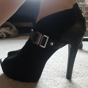 Guess 5in. Heels sz9